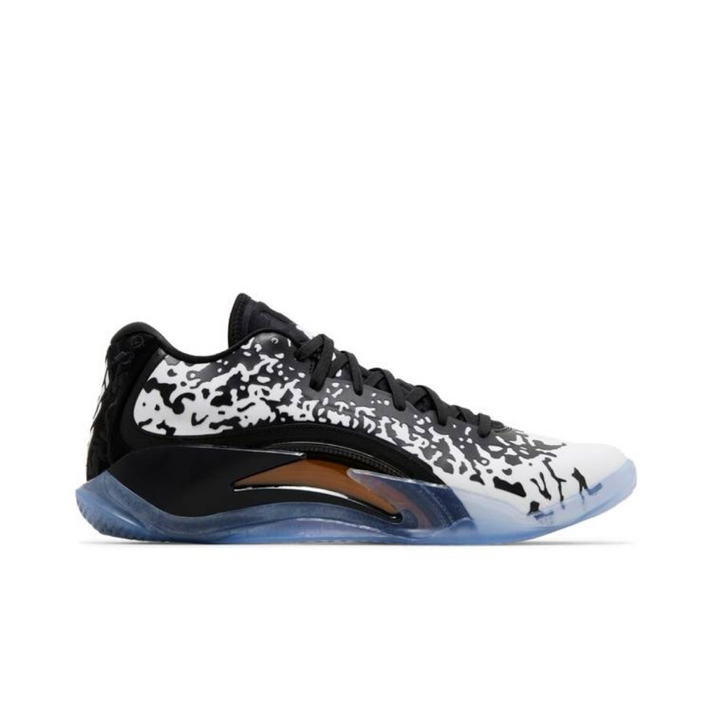 Nike Black Sneakers Modern Performance Design